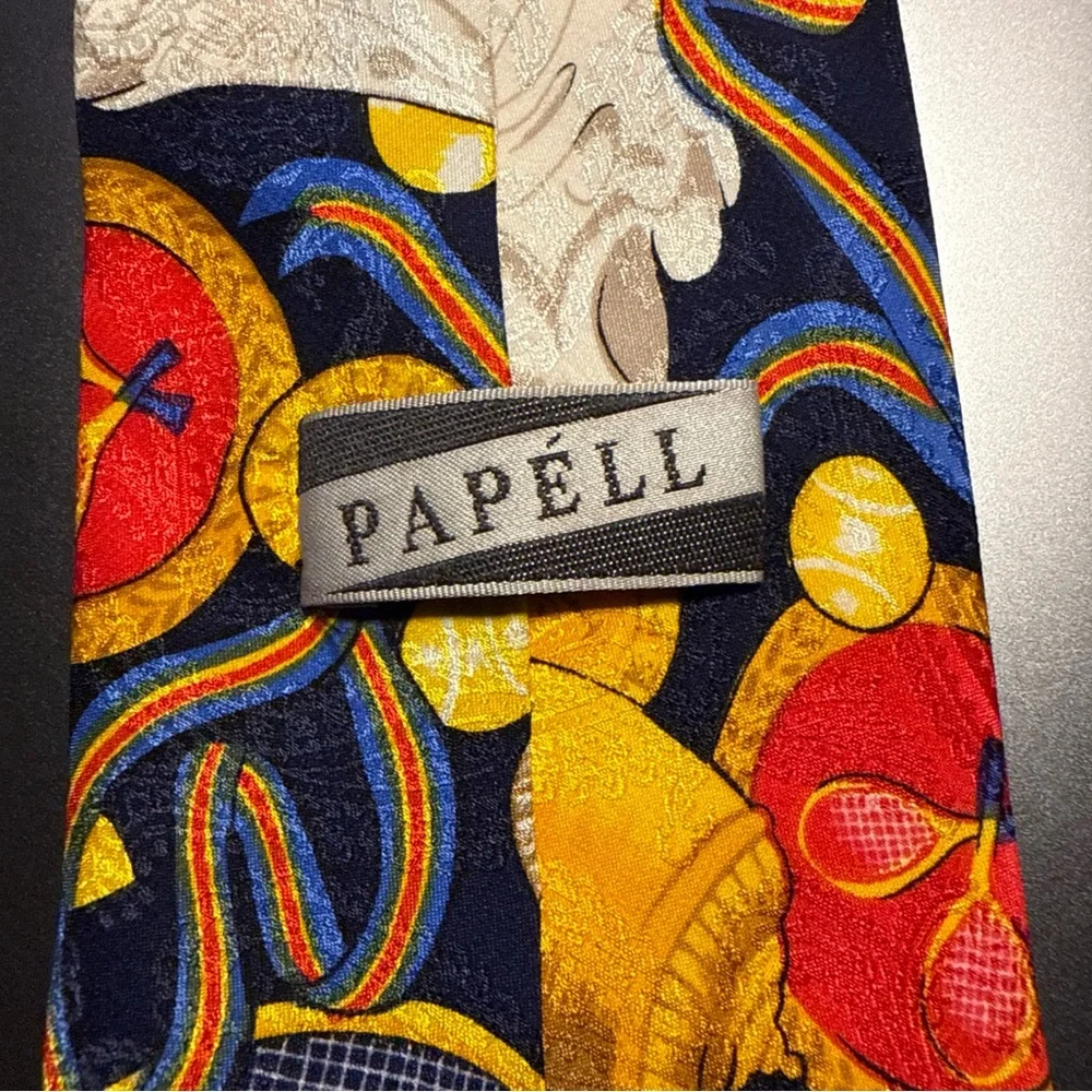 Papell 100% silk tie Tennis Racquets/Trophy/Balls Pre-owned Excellent Condition